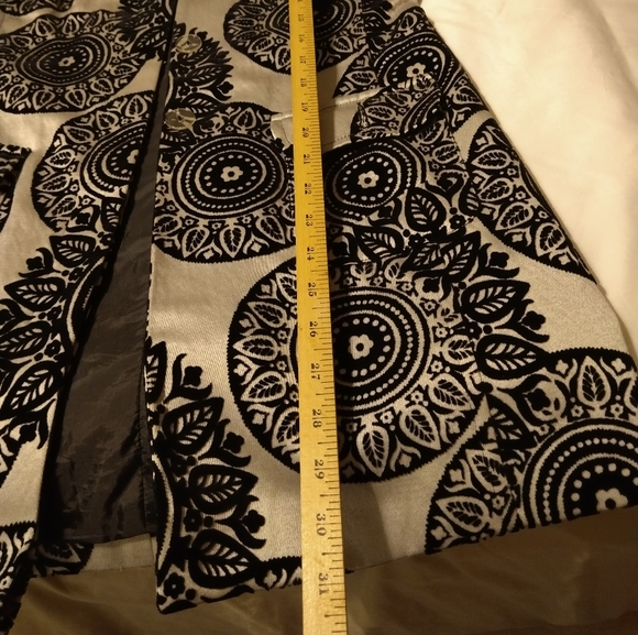 Jacket - Picture 5 of 7